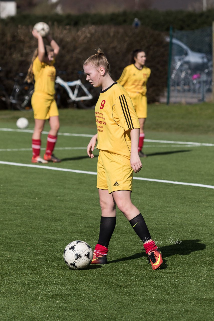 Bild 104 - B-Juniorinnen SG Weststeinburg/Bei - SV Fisia 03 : Ergebnis: 1:2